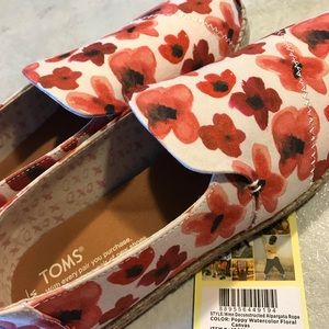 Toms limited edition Poppy espadrille